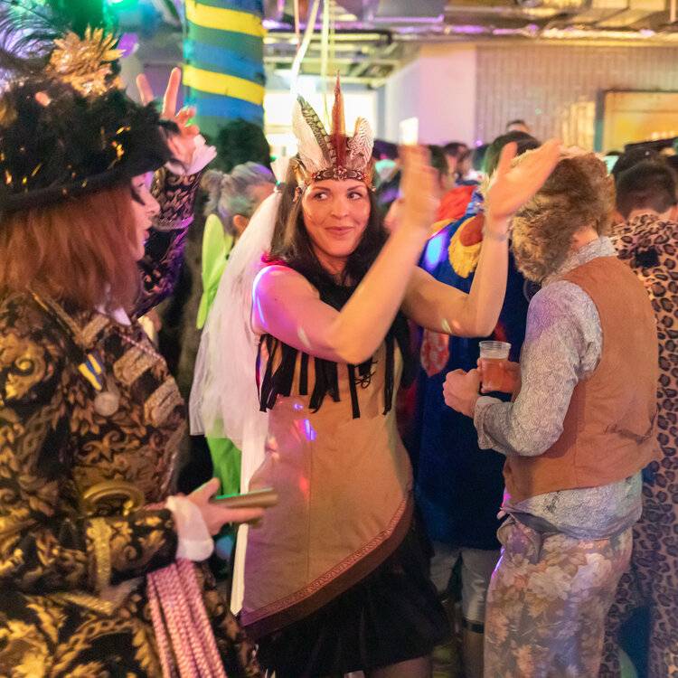 carnavalsborrel-marks-wachters-notarissen-2019-30.jpg