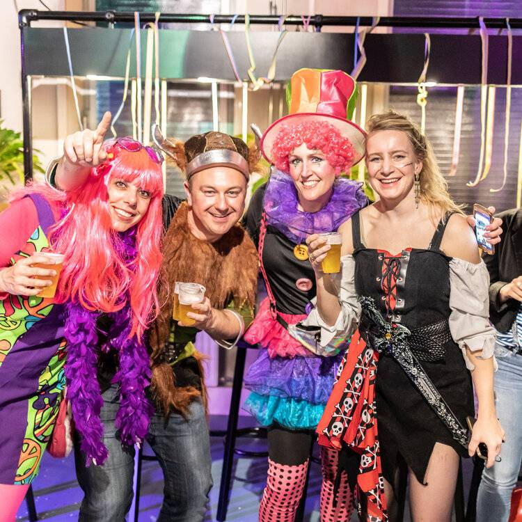 carnavalsborrel-marks-wachters-notarissen-2019-44.jpg